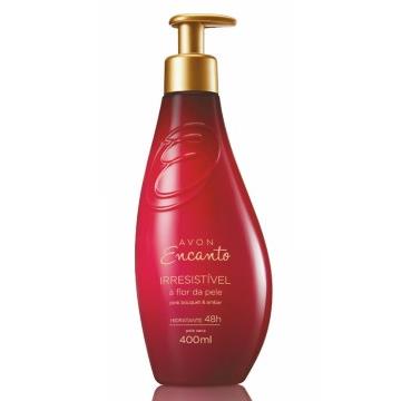 500526 Hidratante Encanto Irresistível À Flor da Pele Pink Bouquet & Ambar Avon 400ml