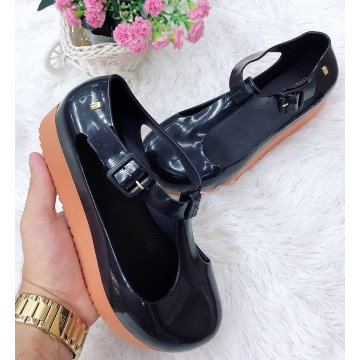 sandalia melissa kazakova